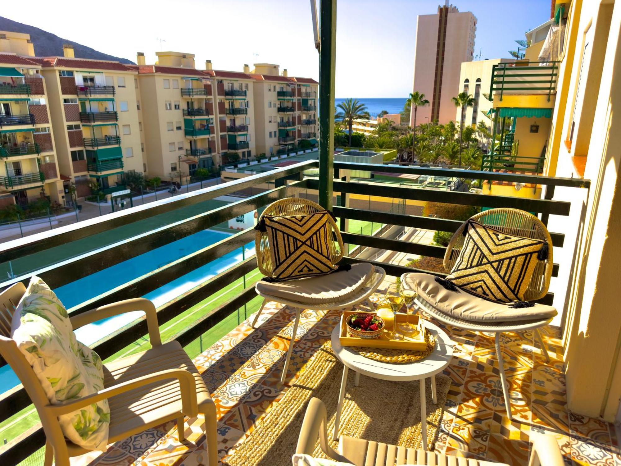 Amazing 3-Bedroom Apartment. Pool And Sea View! Los Cristianos  Exterior foto